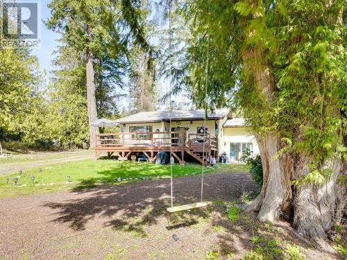 8035 Highway 101, Powell River, BC - Outdoor With Deck Patio Veranda