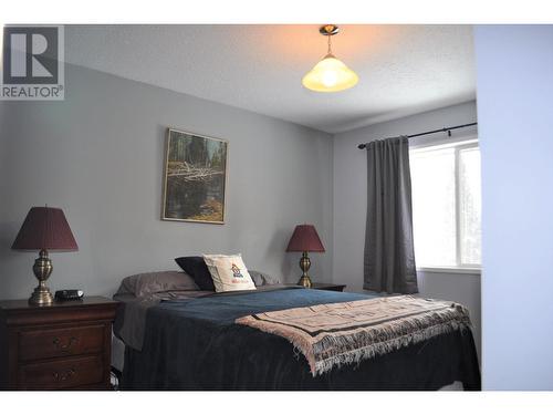 7082 16 Highway, Smithers, BC - Indoor Photo Showing Bedroom