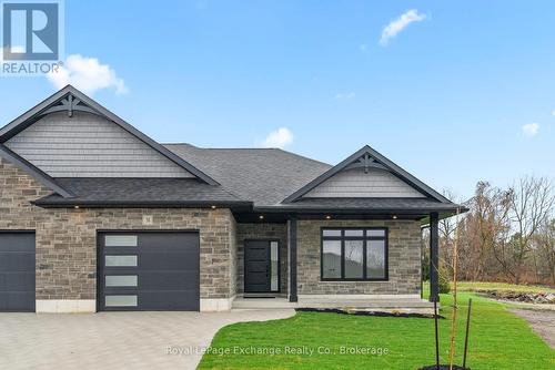 31 Mercedes Crescent, Kincardine, ON - Outdoor