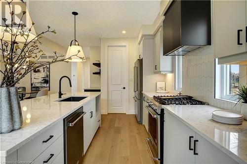 Lt 1 Wesley Boulevard, Cambridge, ON - Indoor Photo Showing Kitchen With Upgraded Kitchen