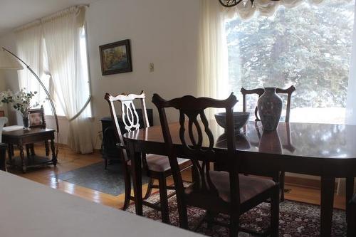 46 Melon Street, Thunder Bay, ON - Indoor Photo Showing Dining Room