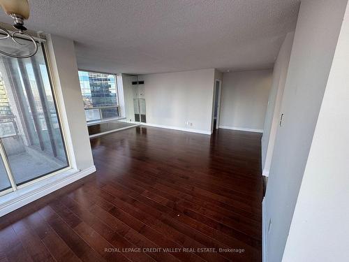 1202-5765 Yonge St, Toronto, ON - Indoor Photo Showing Other Room