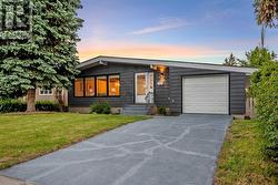 310 Wascana Crescent SE  Calgary, AB T2J 1H5