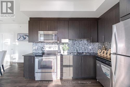 508 - 45 Yorkland Boulevard, Brampton, ON - Indoor Photo Showing Kitchen With Upgraded Kitchen