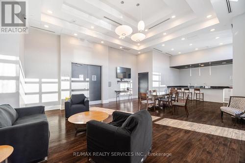 508 - 45 Yorkland Boulevard, Brampton, ON - Indoor Photo Showing Living Room