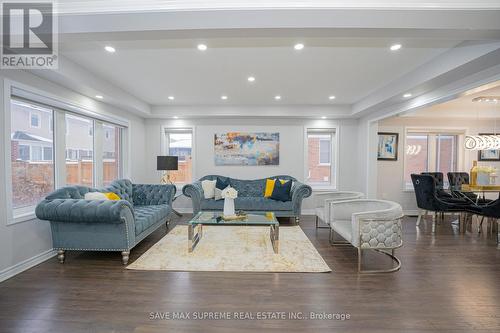 16 - 455 Guelph Avenue, Cambridge, ON - Indoor Photo Showing Living Room