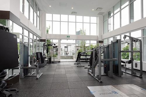 3308 13350 Central Avenue, Surrey, BC - Indoor Photo Showing Gym Room