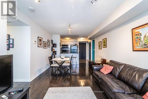 2509 - 5791 Yonge Street, Toronto, ON - Indoor Photo Showing Living Room