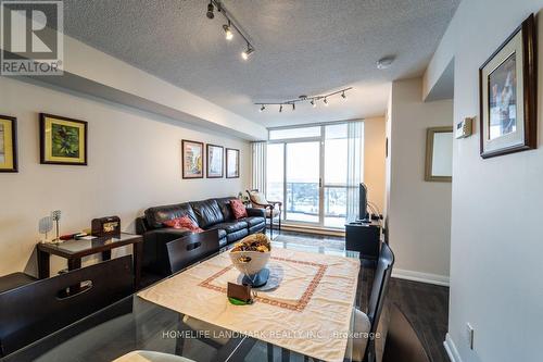 2509 - 5791 Yonge Street, Toronto, ON - Indoor Photo Showing Living Room