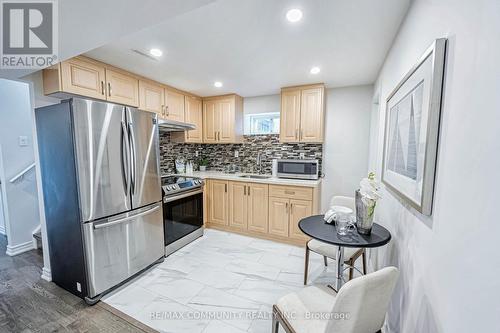 7 Sewell Crescent, Ajax, ON - Indoor Photo Showing Kitchen With Stainless Steel Kitchen