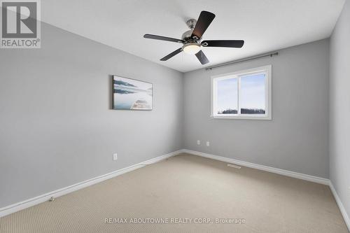 1518 Evans Boulevard, London, ON - Indoor Photo Showing Other Room