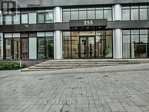 1312 - 255 Bay Street, Ottawa, ON - Outdoor