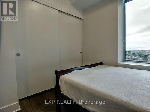 1312 - 255 Bay Street, Ottawa, ON - Indoor Photo Showing Bedroom