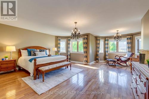 1033 Kestell Boulevard, Oakville, ON - Indoor Photo Showing Bedroom