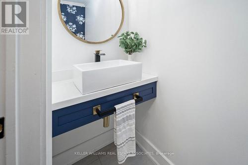 23 North Ridge Crescent, Halton Hills, ON - Indoor Photo Showing Bathroom