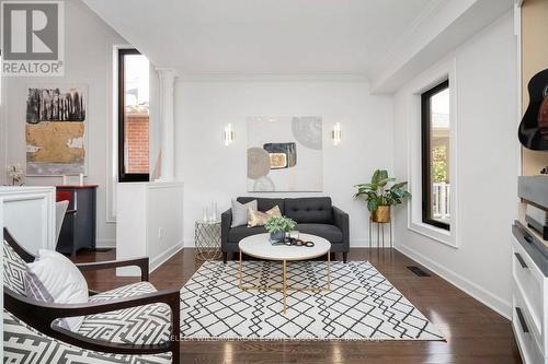 23 North Ridge Crescent, Halton Hills, ON - Indoor Photo Showing Living Room