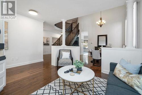 23 North Ridge Crescent, Halton Hills, ON - Indoor Photo Showing Living Room