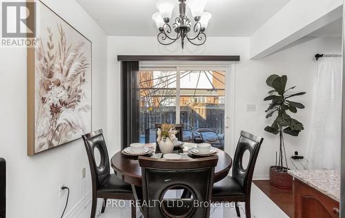 712 Irving Terrace, Milton, ON - Indoor Photo Showing Dining Room