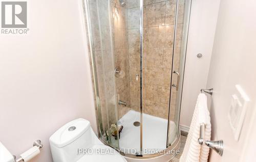 712 Irving Terrace, Milton, ON - Indoor Photo Showing Bathroom