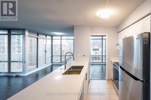 905 - 81 Navy Wharf Court, Toronto, ON - Indoor Photo Showing Kitchen With Stainless Steel Kitchen With Double Sink