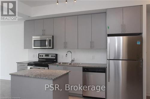 806 - 85 Duke Street W, Kitchener, ON - Indoor Photo Showing Kitchen With Stainless Steel Kitchen