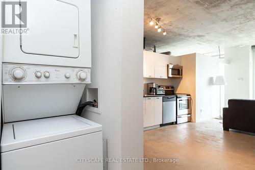 722 - 150 Sudbury Street, Toronto, ON - Indoor Photo Showing Laundry Room