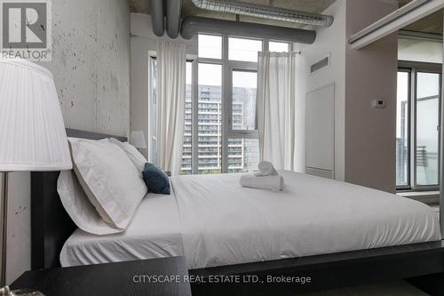 722 - 150 Sudbury Street, Toronto, ON - Indoor Photo Showing Bedroom