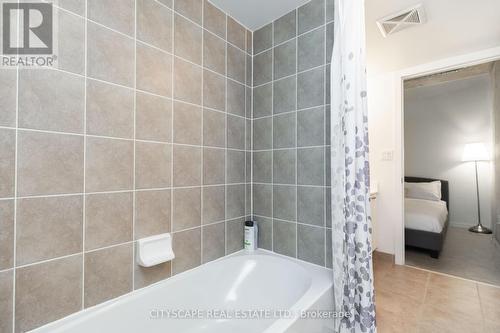 722 - 150 Sudbury Street, Toronto, ON - Indoor Photo Showing Bathroom