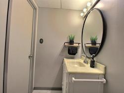 Powder room - 