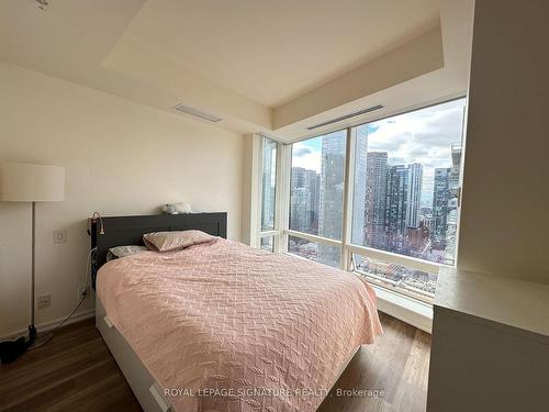 3104-180 University Ave, Toronto, ON - Indoor Photo Showing Bedroom