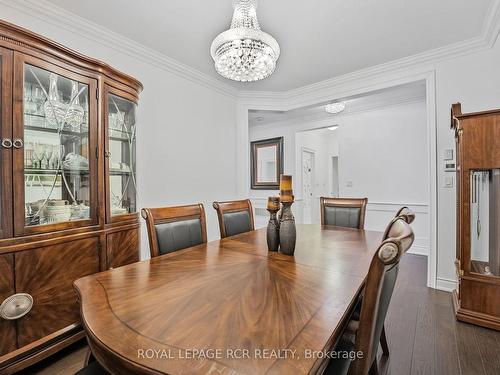 18 Dowling Rd, New Tecumseth, ON - Indoor Photo Showing Dining Room