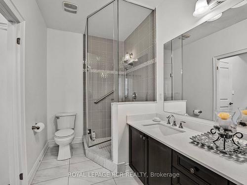 18 Dowling Rd, New Tecumseth, ON - Indoor Photo Showing Bathroom