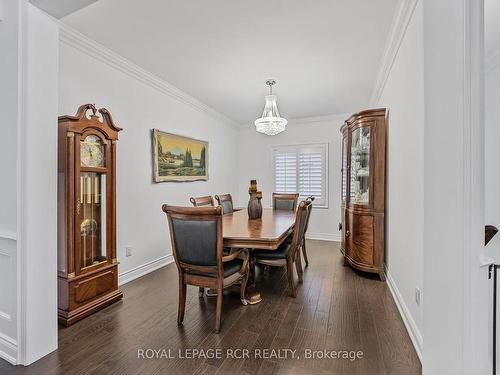 18 Dowling Rd, New Tecumseth, ON - Indoor Photo Showing Dining Room