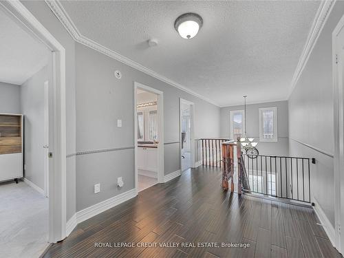 157 Succession Cres, Barrie, ON - Indoor Photo Showing Other Room