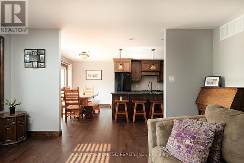 1188 Connaught Drive, Smith-Ennismore-Lakefield, ON - Indoor Photo Showing Living Room