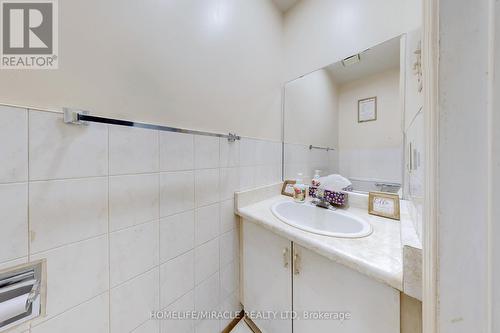 1540 Marsh Court Drive, Pickering, ON - Indoor Photo Showing Bathroom