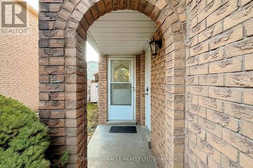 1540 Marsh Court Drive, Pickering, ON - Outdoor With Exterior