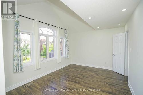 20 Cragg Crescent, Ajax, ON - Indoor Photo Showing Other Room