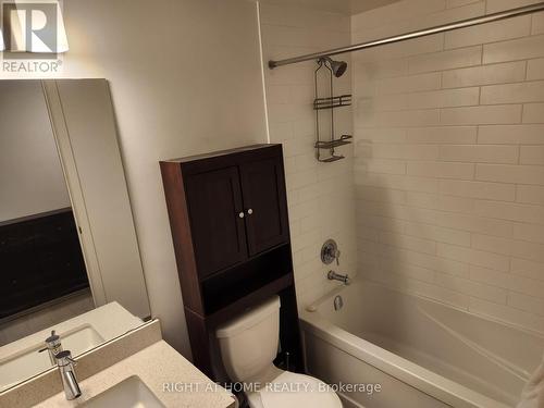 2205 - 2200 Lake Shore Boulevard W, Toronto (Mimico), ON - Indoor Photo Showing Bathroom