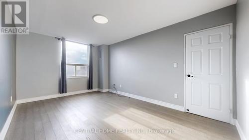 715 - 5 Shady Golfway, Toronto, ON - Indoor Photo Showing Other Room