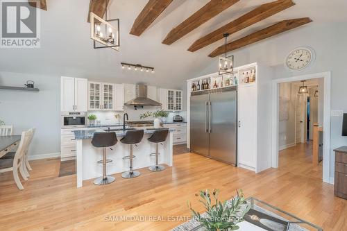 140 Aberdeen Avenue, Vaughan, ON - Indoor Photo Showing Kitchen