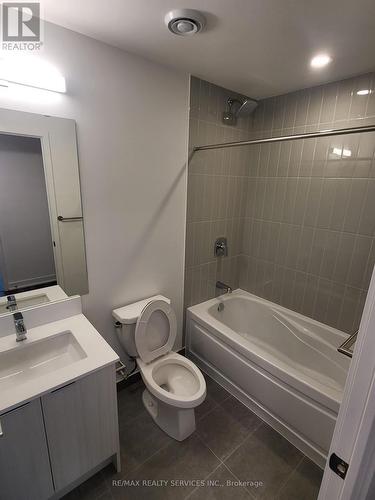 513 - 225 Malta Avenue S, Brampton, ON - Indoor Photo Showing Bathroom