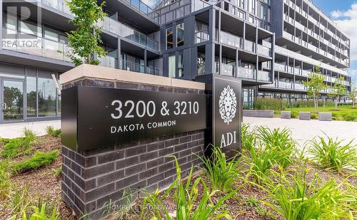 B610 - 3200 Dakota Common Road, Burlington, ON - Outdoor With Balcony