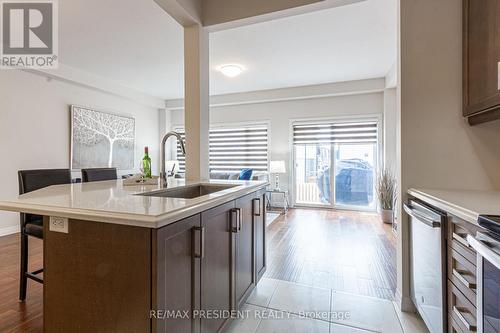 25 Greenwich Avenue, Hamilton, ON - Indoor Photo Showing Kitchen With Upgraded Kitchen