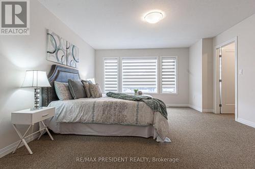 25 Greenwich Avenue, Hamilton, ON - Indoor Photo Showing Bedroom