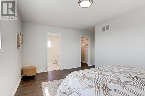 22 Taos Court, Richmond Hill, ON - Indoor Photo Showing Bedroom