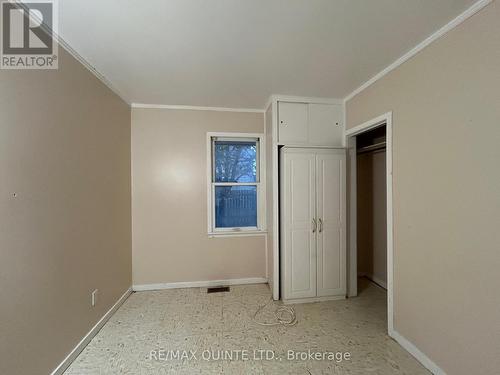 30 Hollen Street, Quinte West, ON - Indoor Photo Showing Other Room