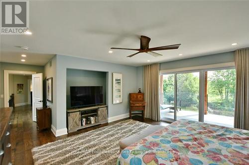 159 Indian Circle, Blue Mountains, ON - Indoor Photo Showing Bedroom