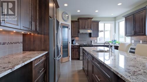 3087 Sageview Road, West Kelowna, BC - Indoor Photo Showing Kitchen With Upgraded Kitchen