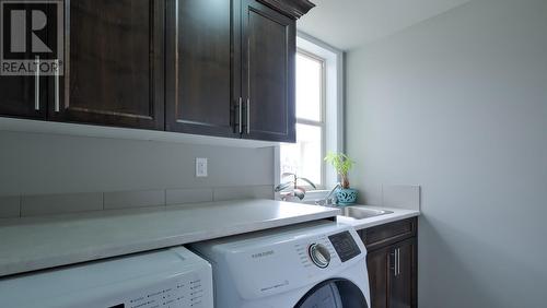 3087 Sageview Road, West Kelowna, BC - Indoor Photo Showing Laundry Room